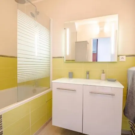 Logement Cosy-lumineux-balcon Et Netflix *