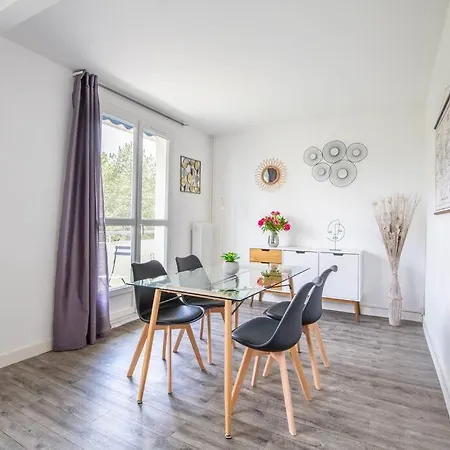 Logement Cosy-lumineux-balcon Et Netflix *